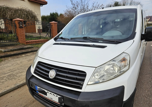 Fiat Scudo cena 29900 przebieg: 250000, rok produkcji 2009 z Nidzica małe 562